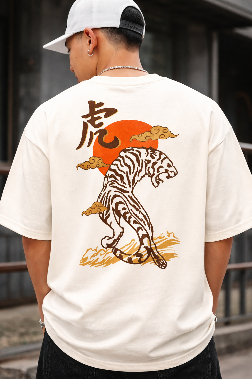 Fierce Tiger Oversized – White T-Shirt